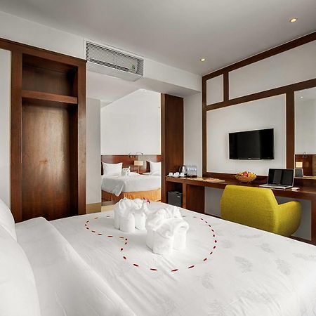 Sofia Suite Hotel Danang Екстер'єр фото