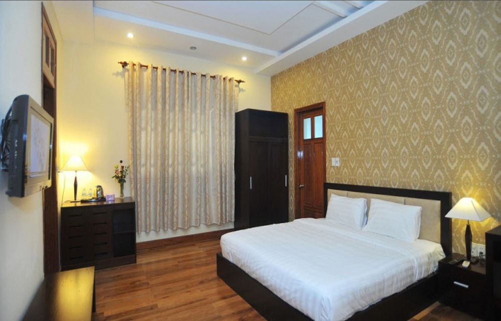 Sofia Suite Hotel Danang Екстер'єр фото
