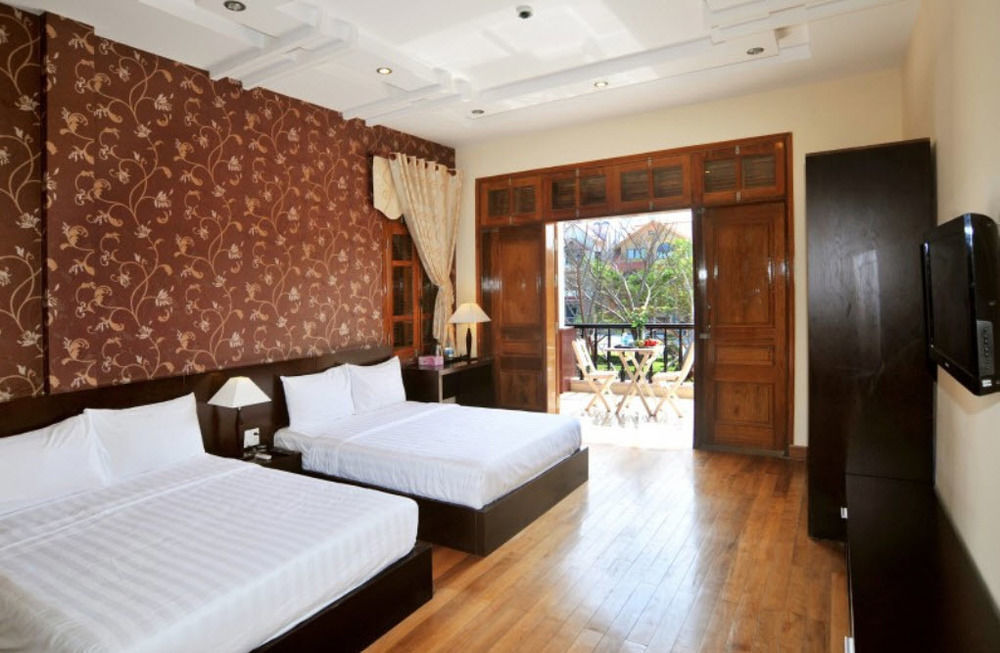 Sofia Suite Hotel Danang Екстер'єр фото